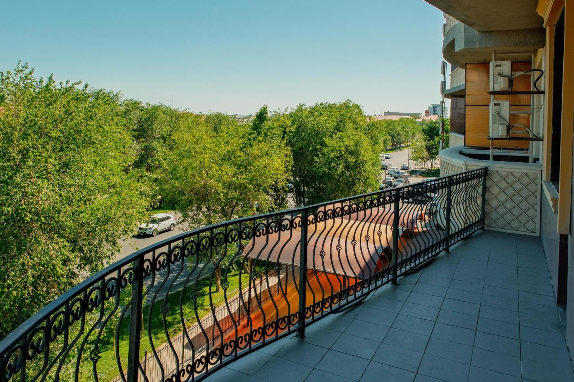 Atb Grand Hotel Atyraū Chambre photo